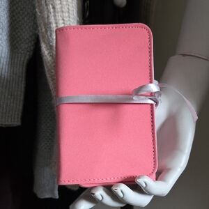 NWOT Limited Edition Pandora Me Pink and Silver Travel Jewelry Case